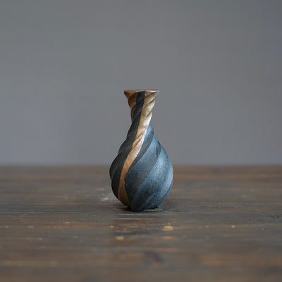 Twisted Gold Flower Vase #OMT128A