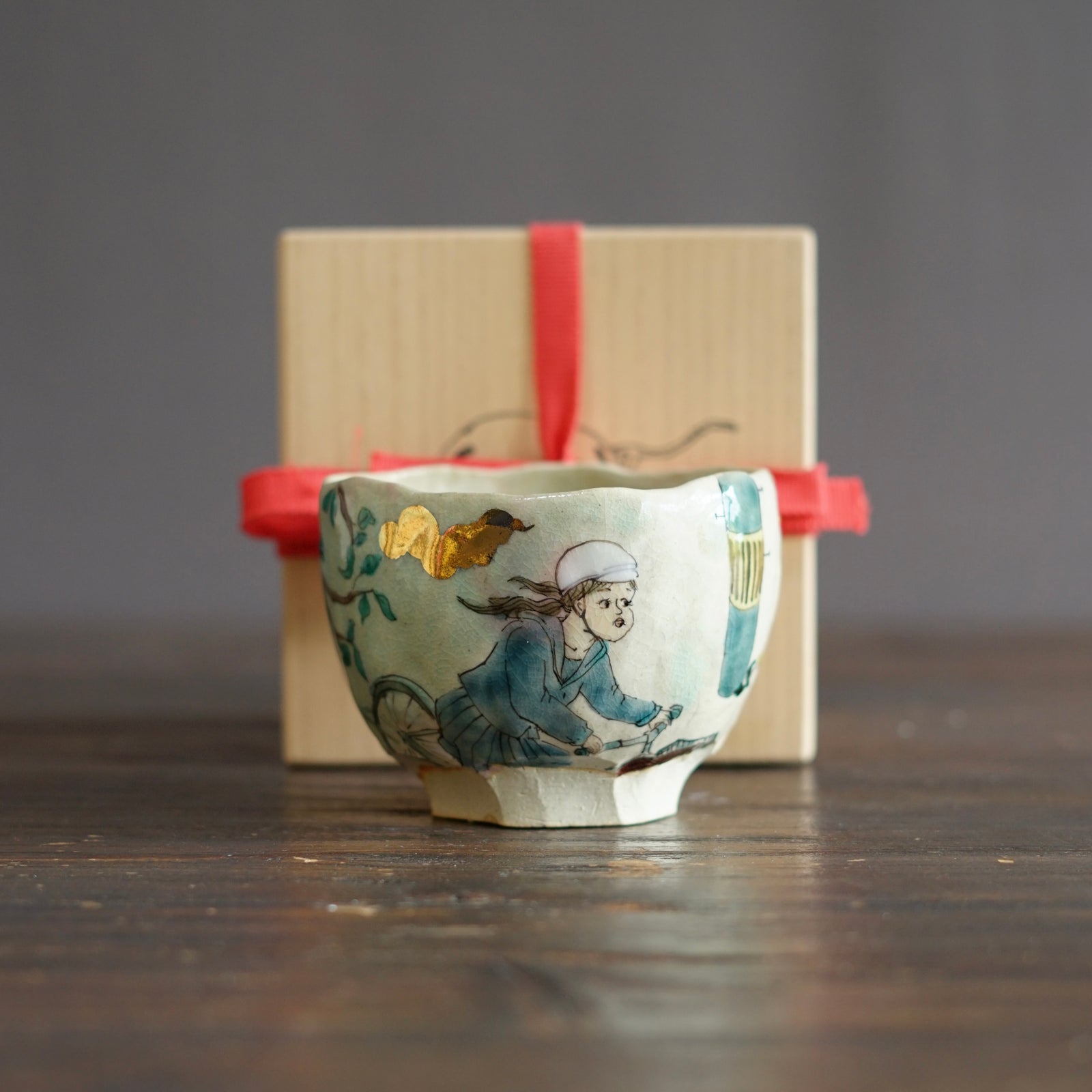 Cycling Schoolgirl Tea Ceremony Bowl #MA147