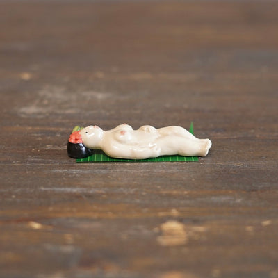 IKURA Sushi Lady Chopstick Rest #MA148L