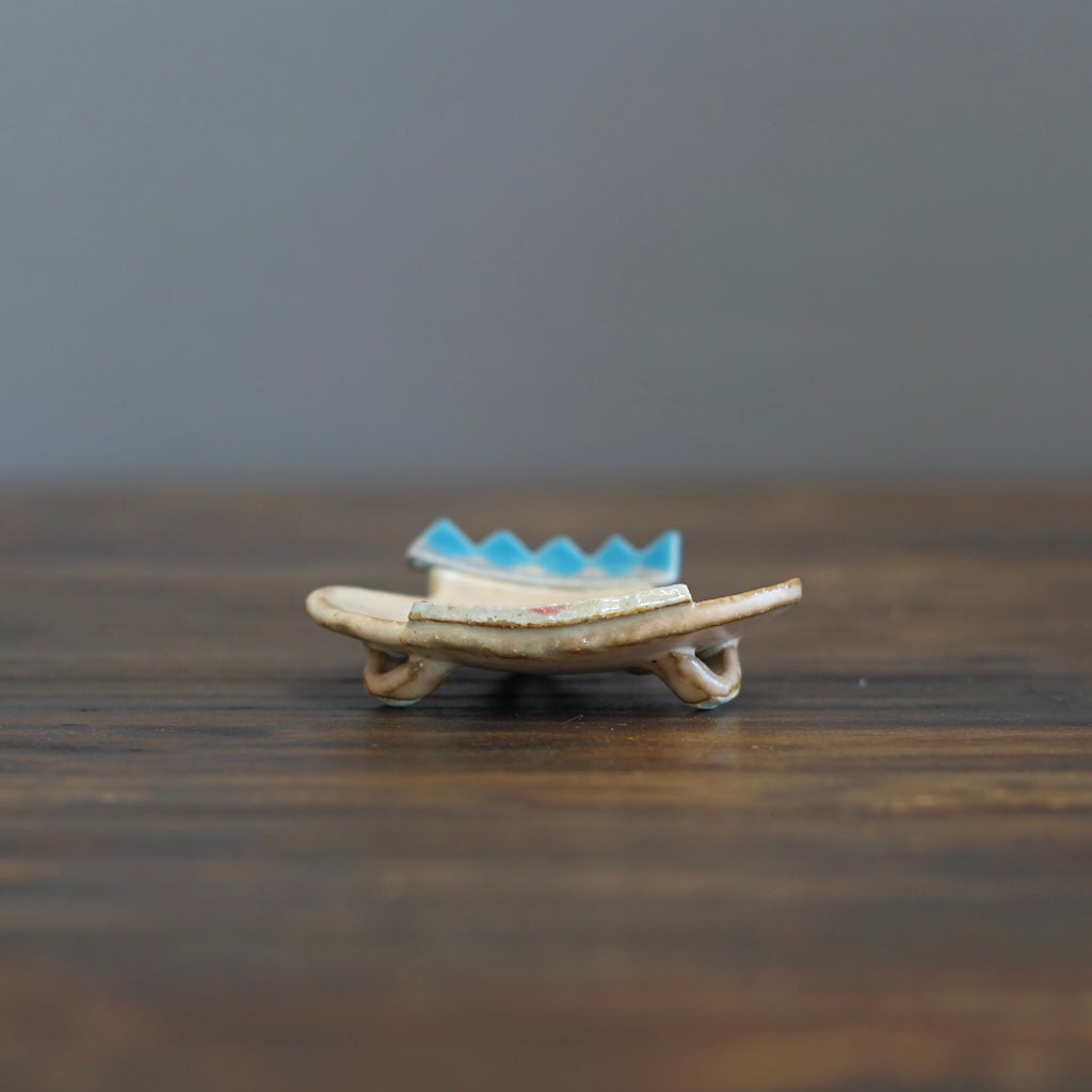 Abstract Small Plate #KB8H