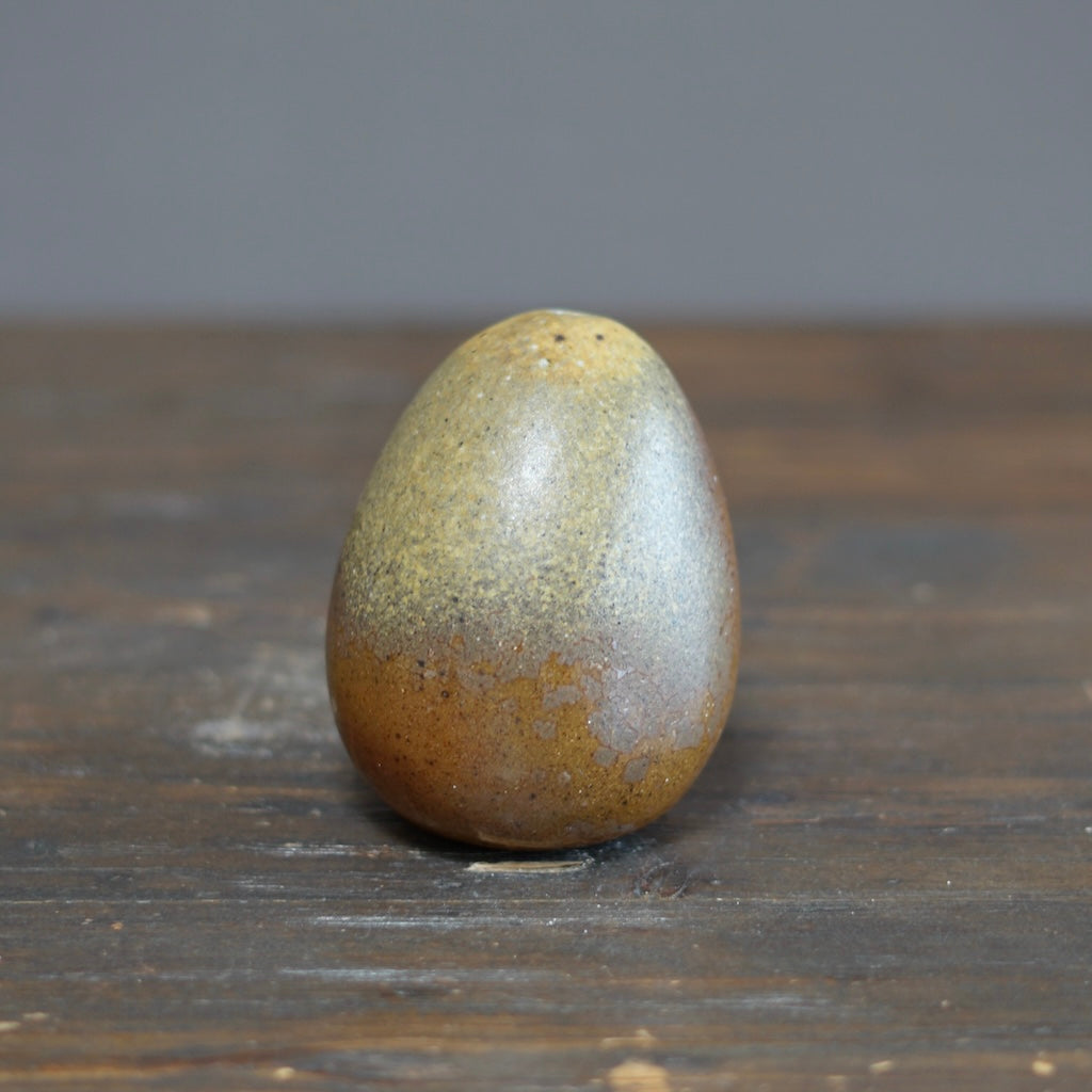 Round Bud Vase #KY212D