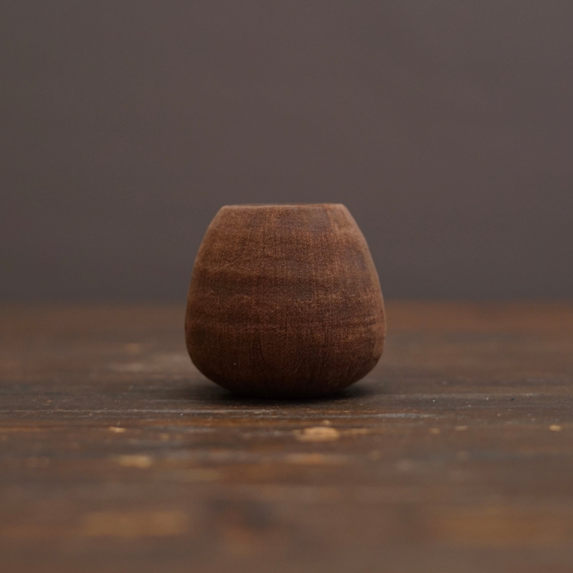 Chestnut / Chocolota Mini Dino Vase #JT446A