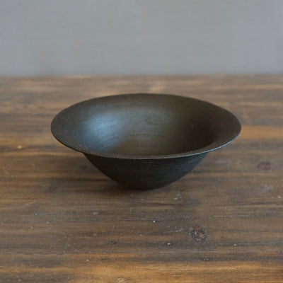 Lacquer Coated Rimmed Dessert Bowl #K01L