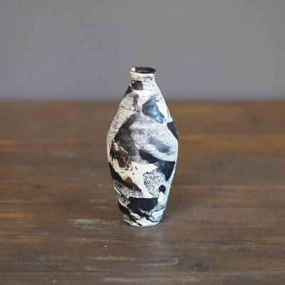 GYOKKAKU Bottle Vase #AK36A
