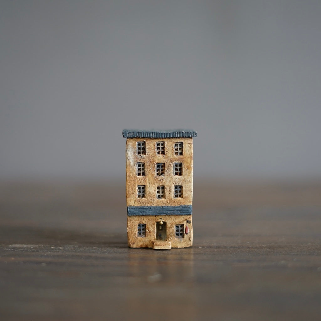 Chibi Shabby New York Hotel #CS2