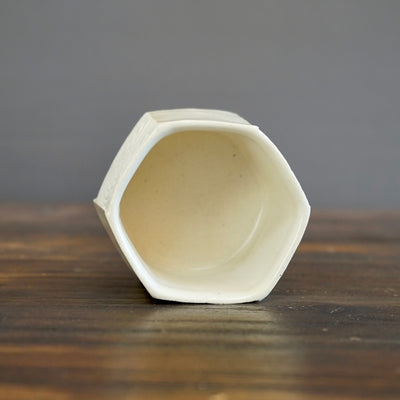 "Shell" GUINOMI Sake Cup #AZK25B