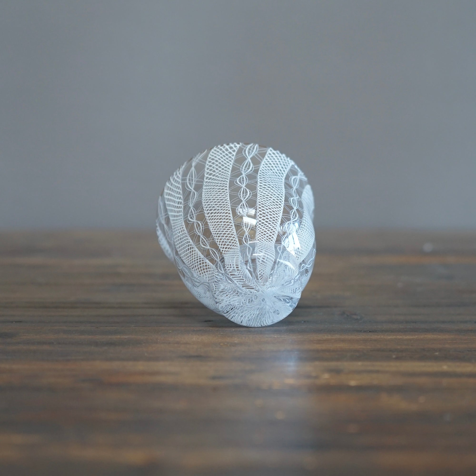 White Lace Glass #U4E