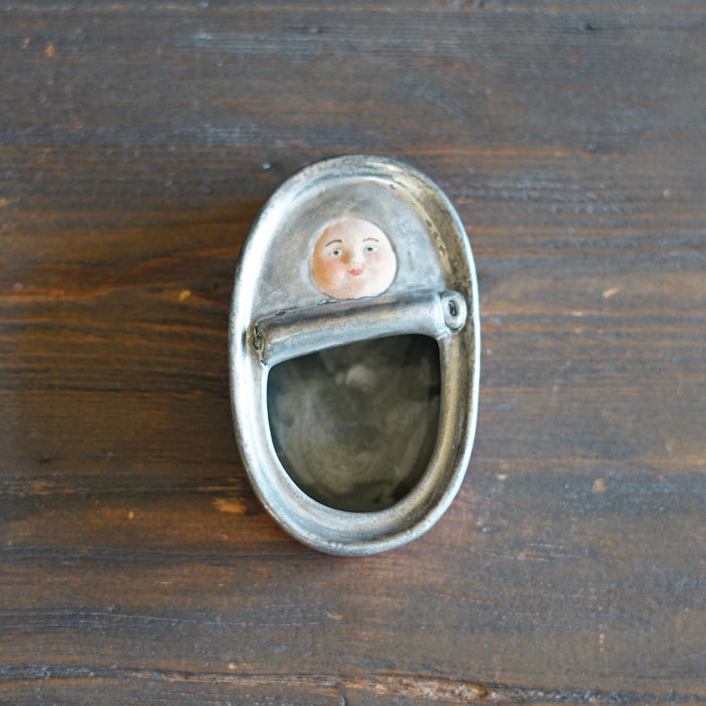 Red Sardine Mascot Tin #OKA8B