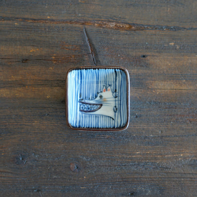 Sneaky Wolf Tiny Plate #KY77V