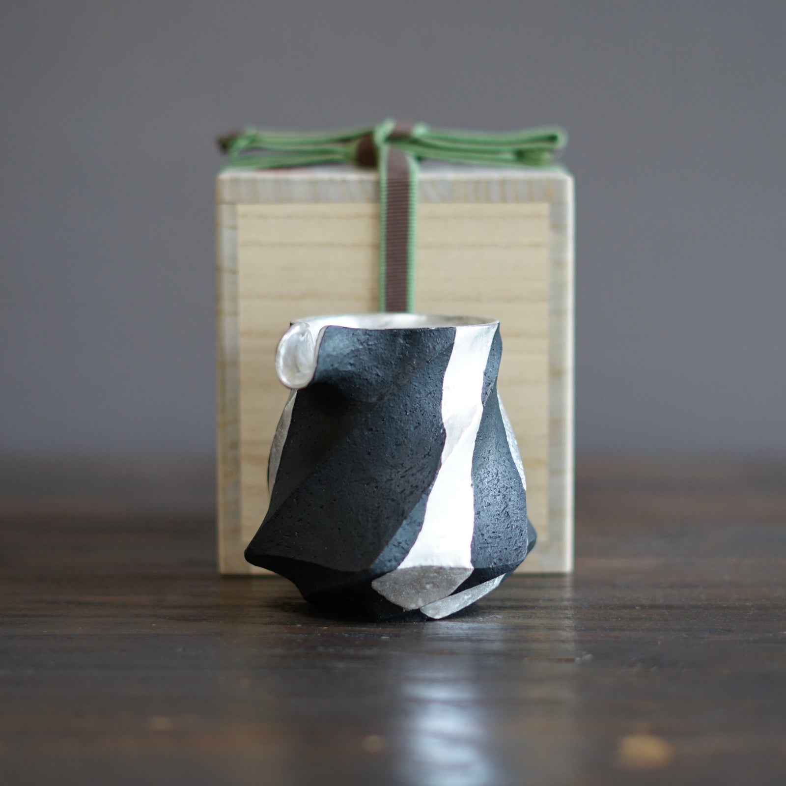 Twisted Luster KATAKUCHI Sake Server #OMT74B