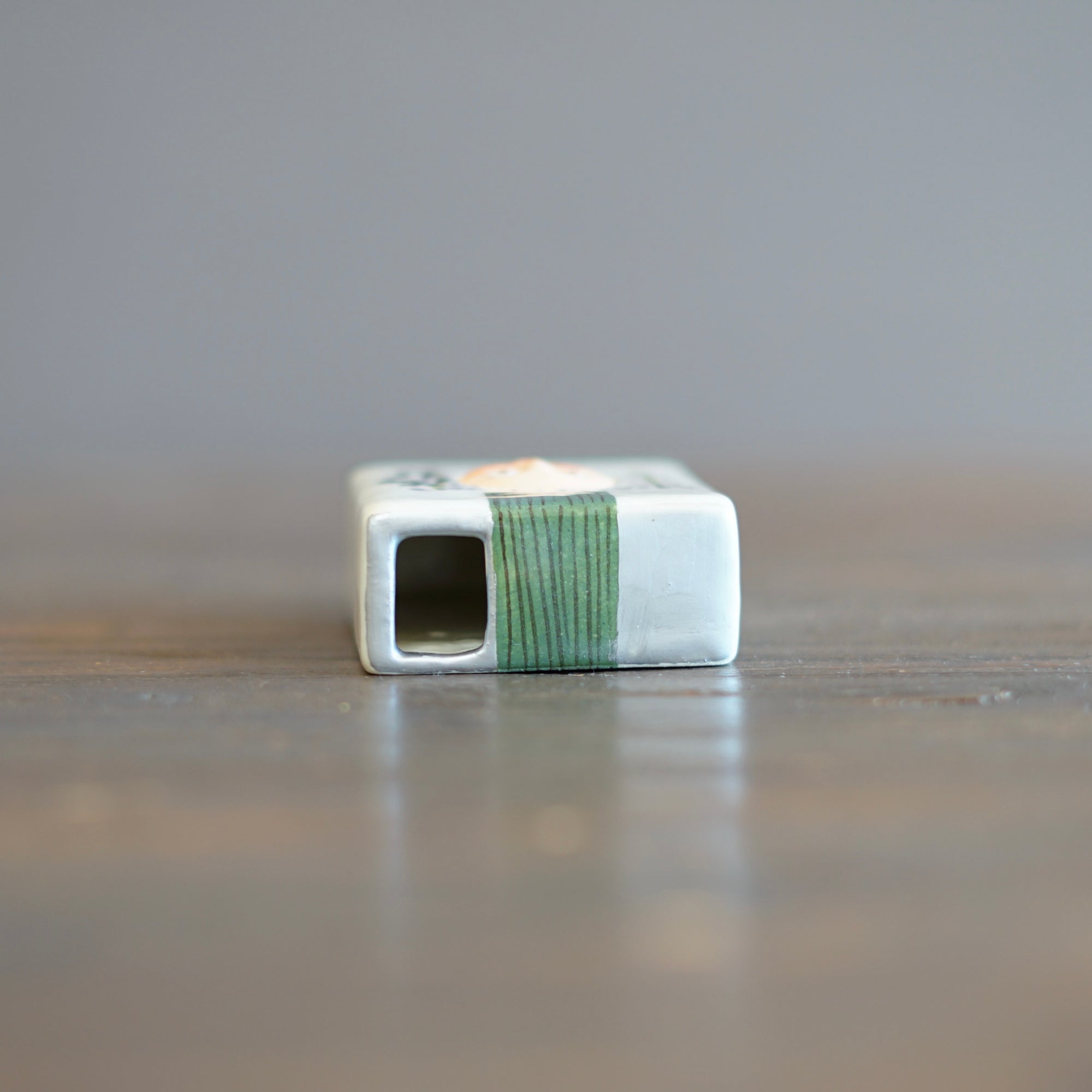 Cigarette Mascot Bud Vase #OKA15