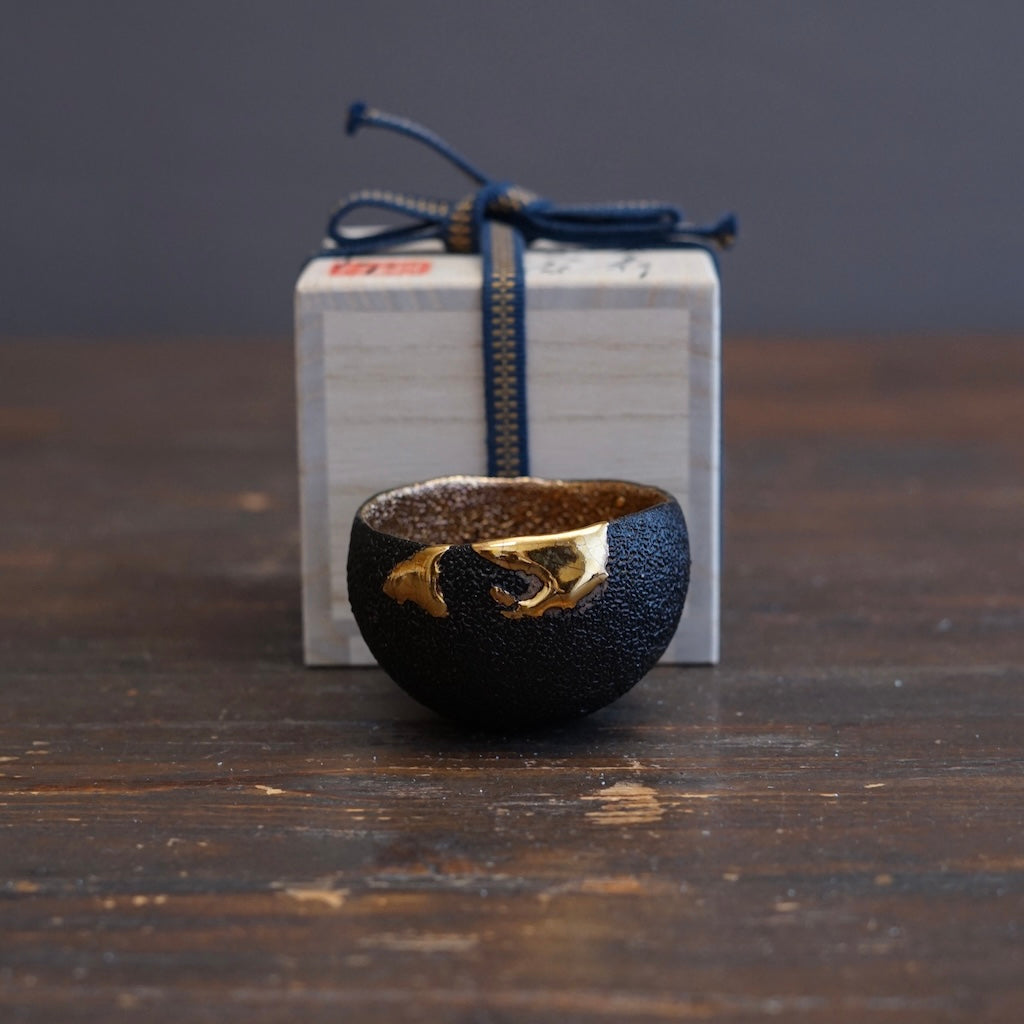 Gilded Round GUINIMI Sake Cup ##HT81