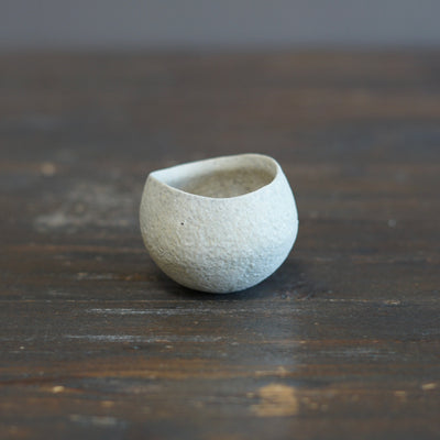 White GUINOMI Sake Cup #ZP1731