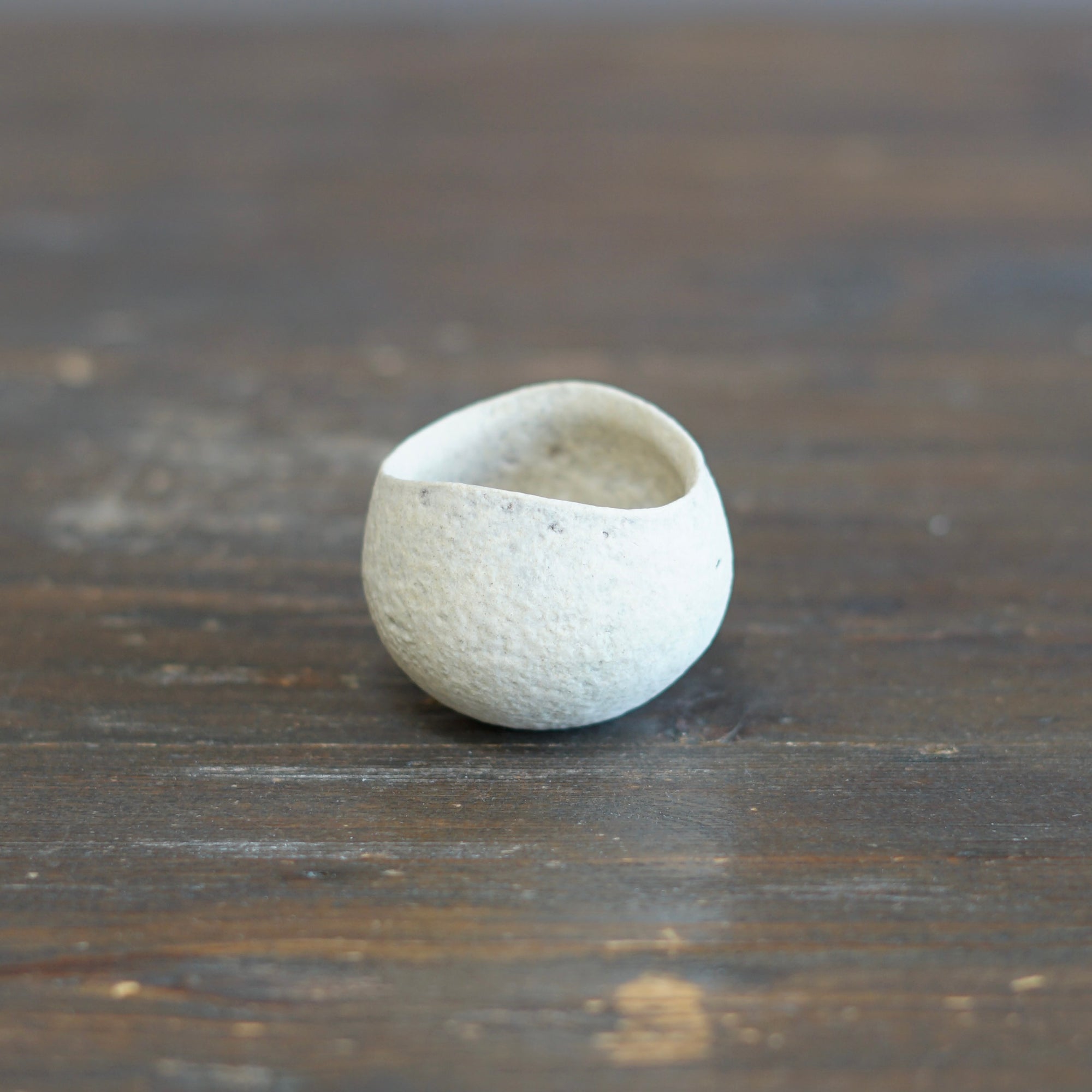 White GUINOMI Sake Cup #ZP1733