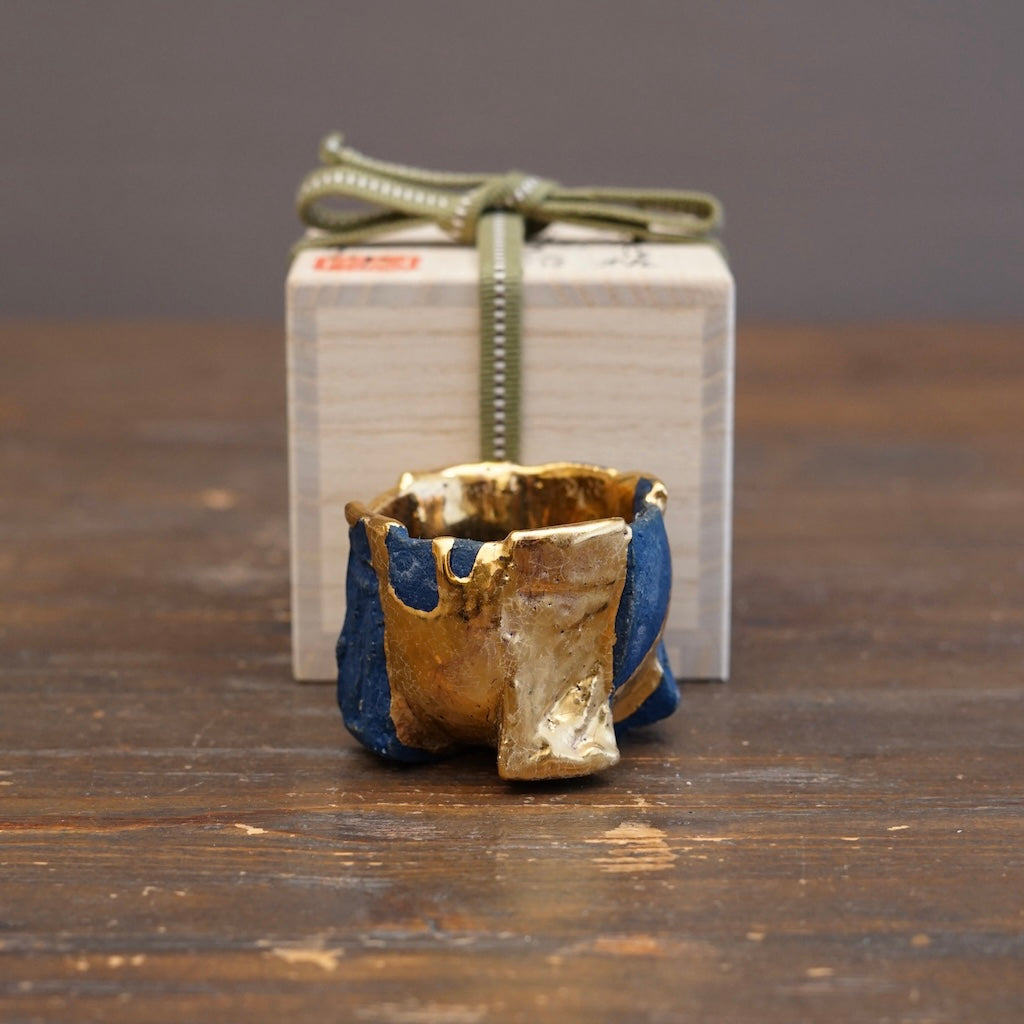 Blue / Gold Eight-Split Sake Cup #HT116