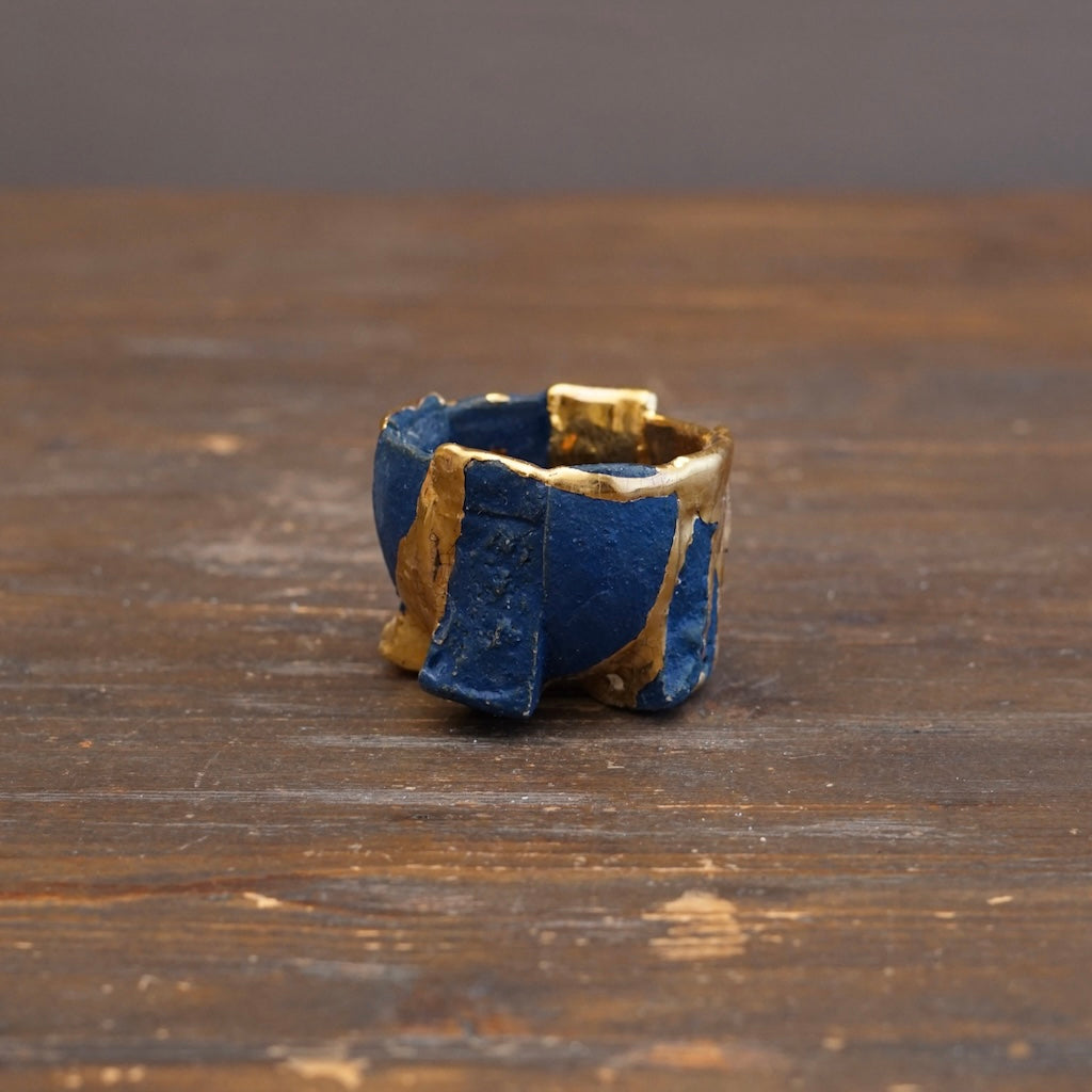 Blue / Gold Eight-Split Sake Cup #HT116
