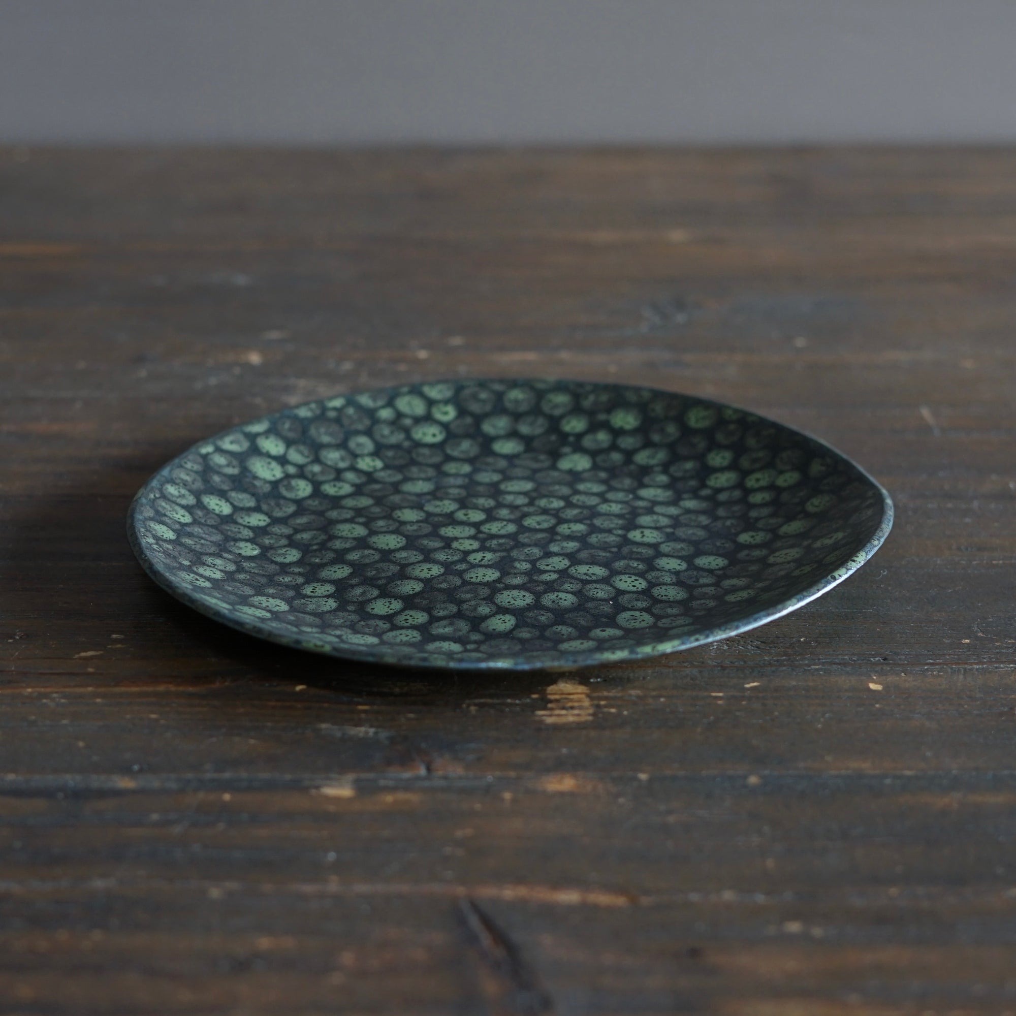 Dark Green Dots Plate #LK890F