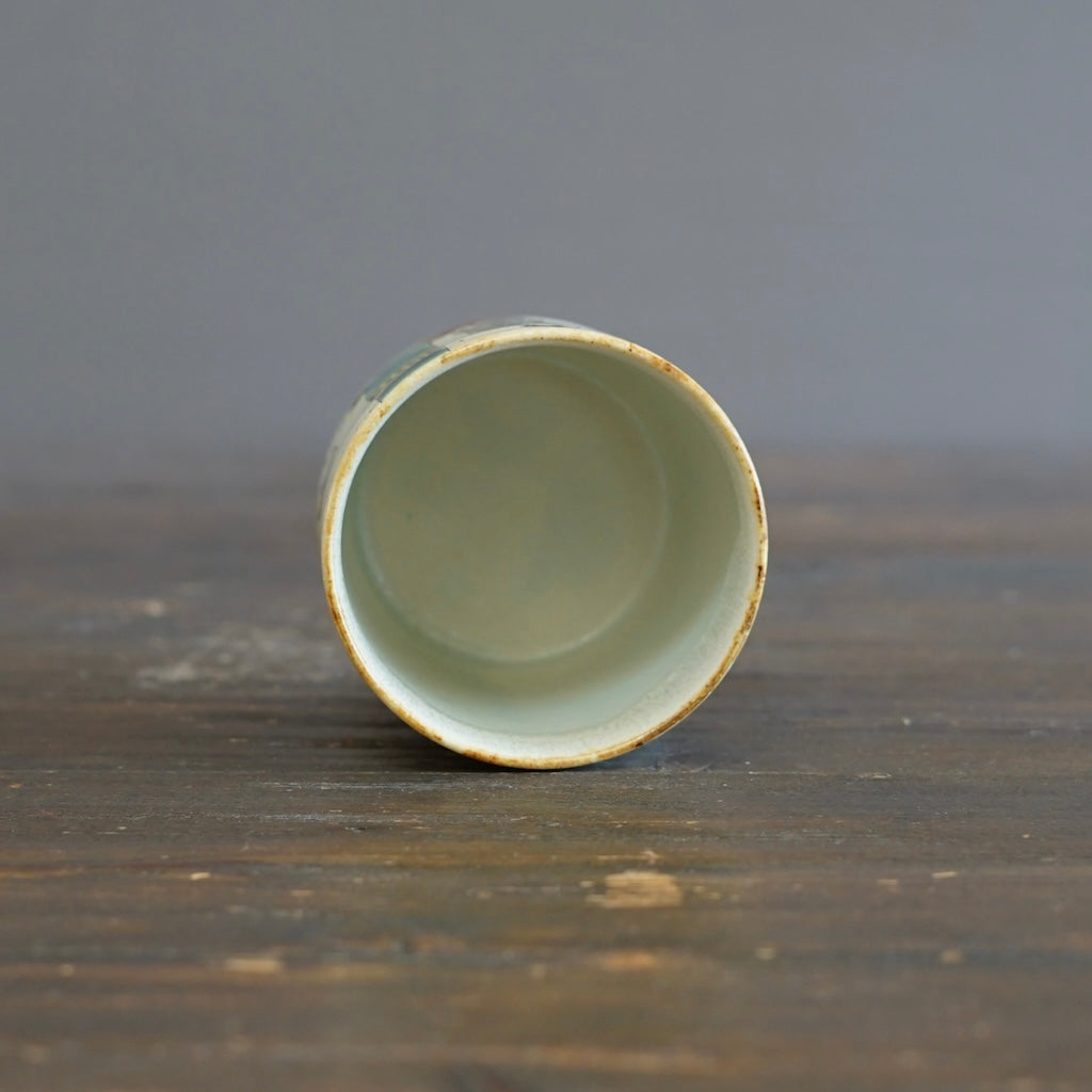 The Colors of Spring YUNOMI Tea Cup #MA128G