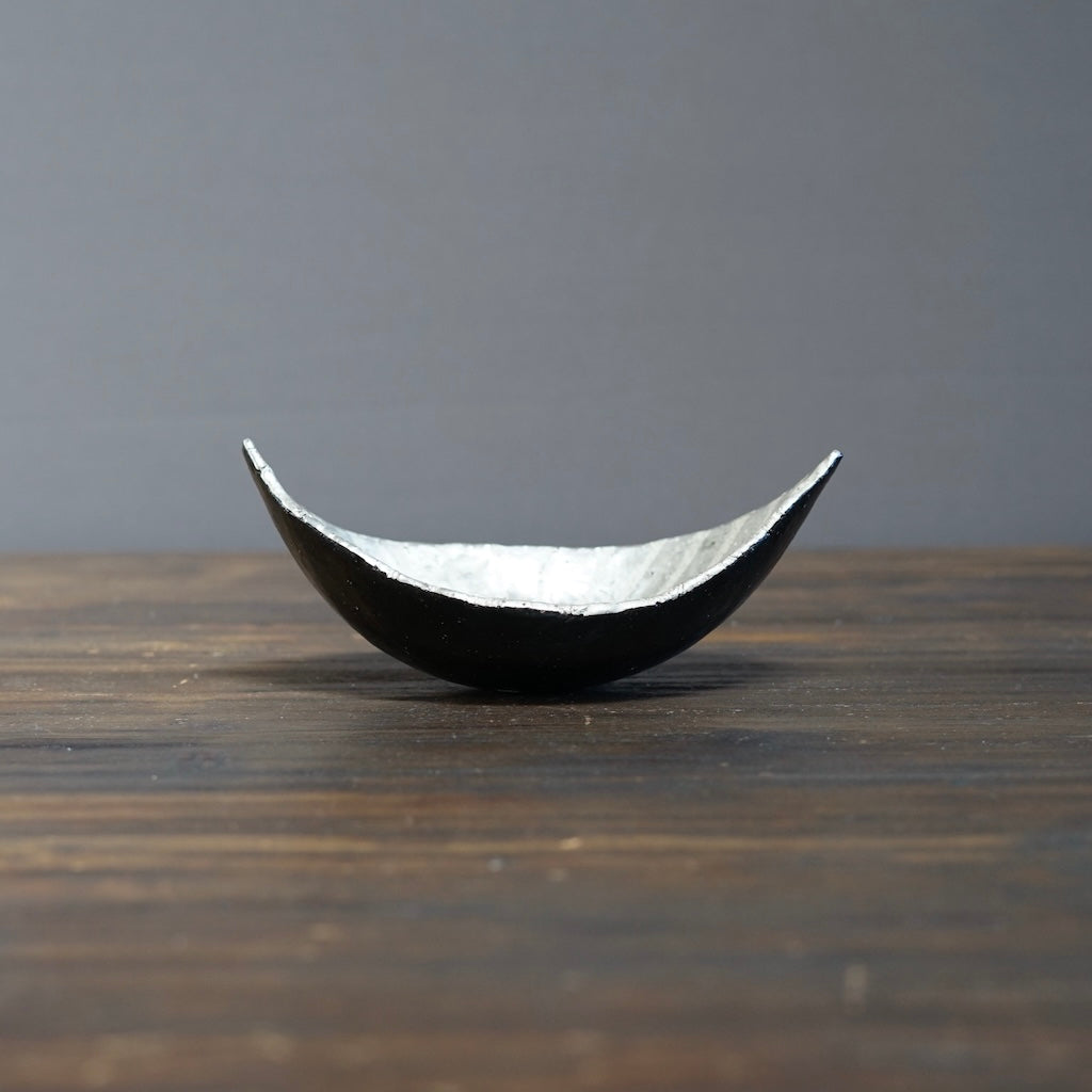 Half Moon Plate #HT425D