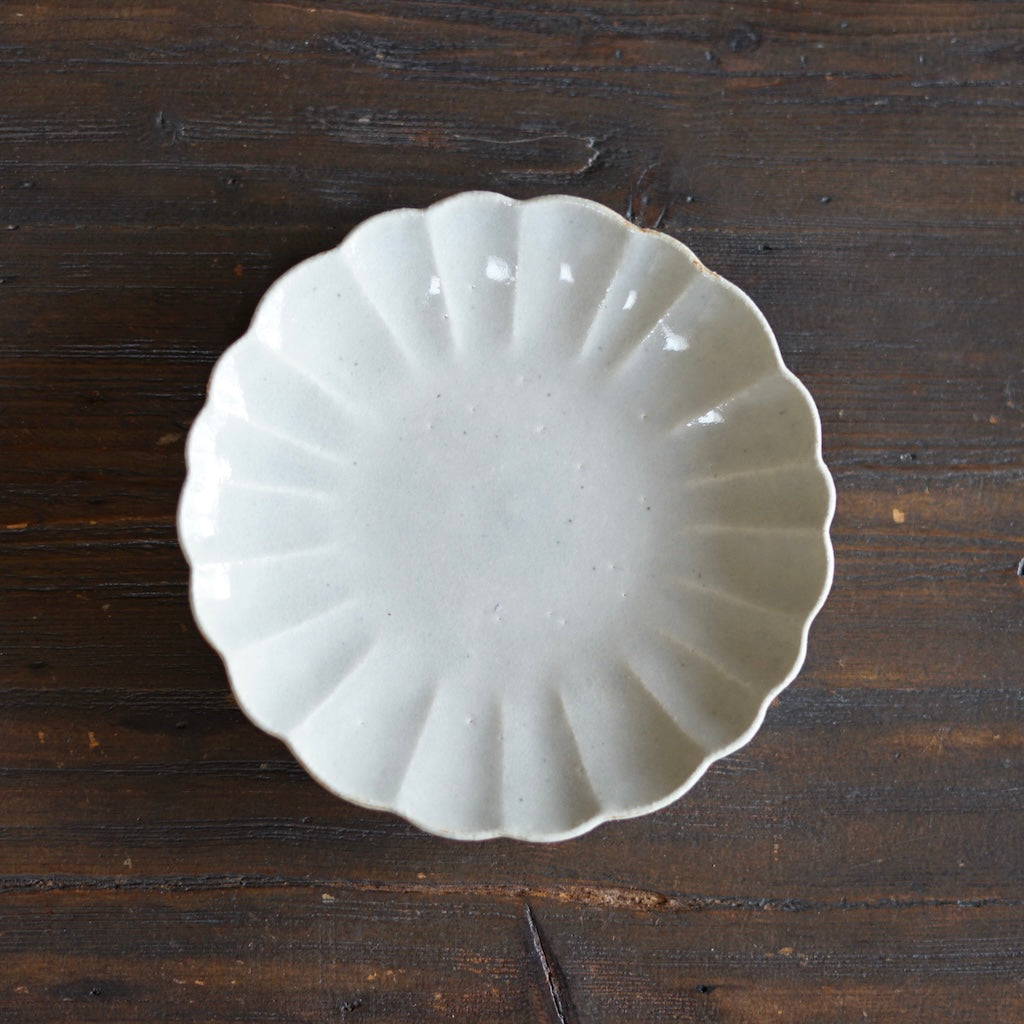 White Flower Dish #TK7