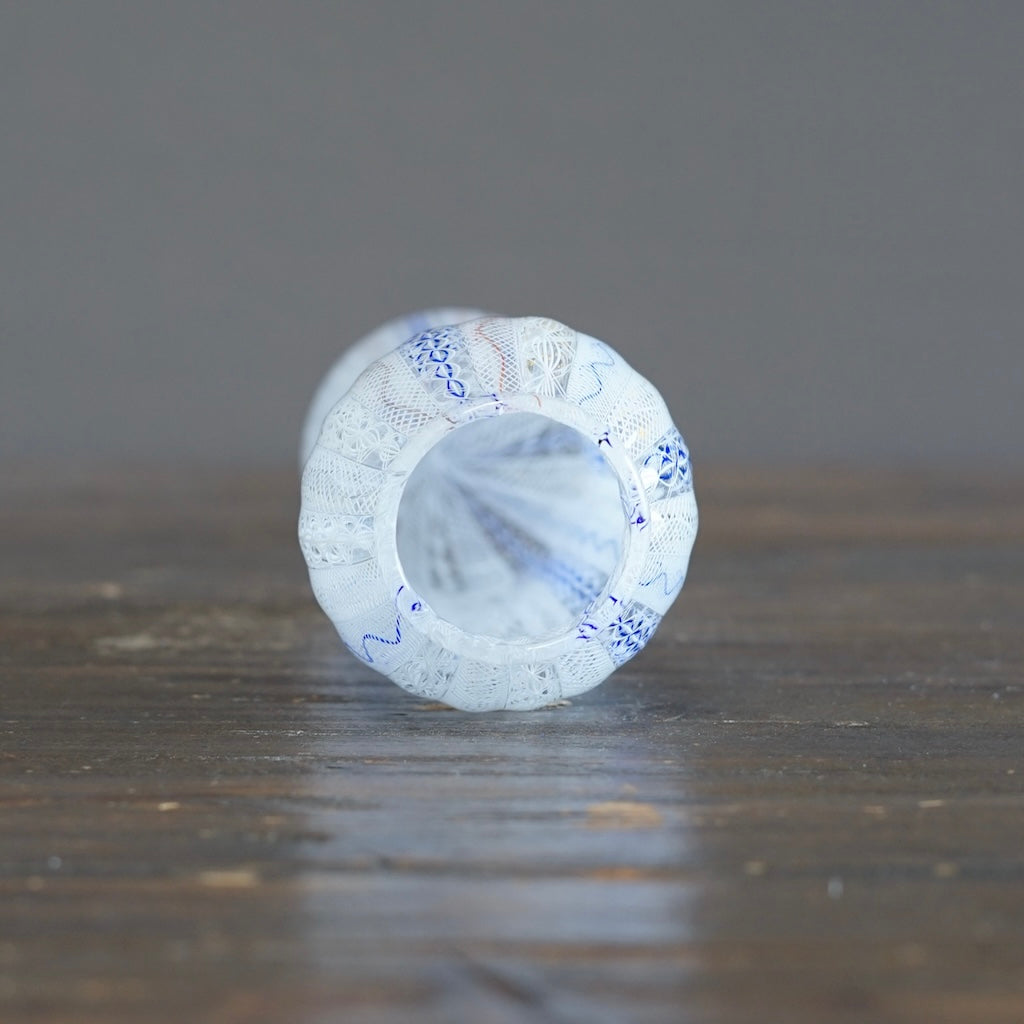 Lace Glass Flower Vase #U15