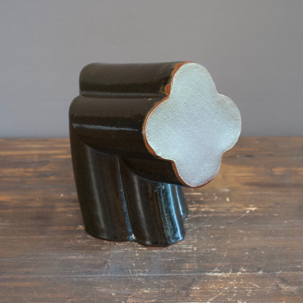 Tenmoku Angle Flower Vsae / Sculpture #MW77