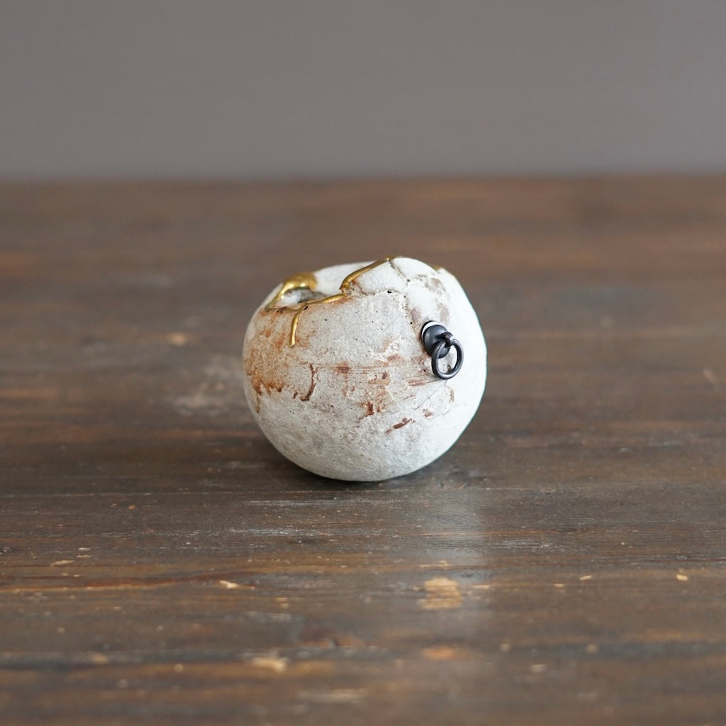 Gilded Cloud Hanging Bud Vase #HT537