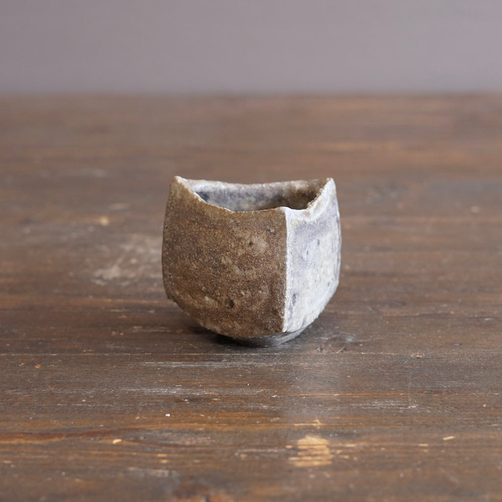 Ceramic Sculpture / GUINOMI Sake Cup #TR297