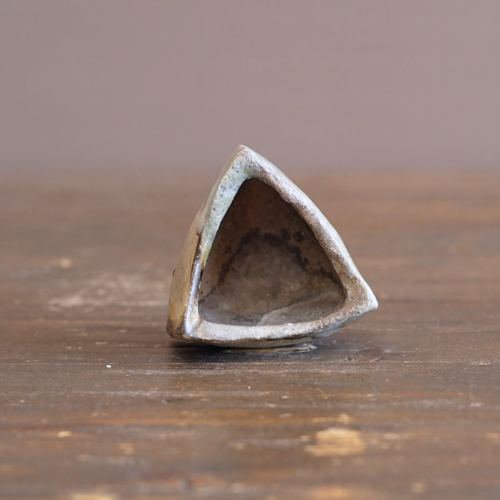 Ceramic Sculpture / GUINOMI Sake Cup #TR299