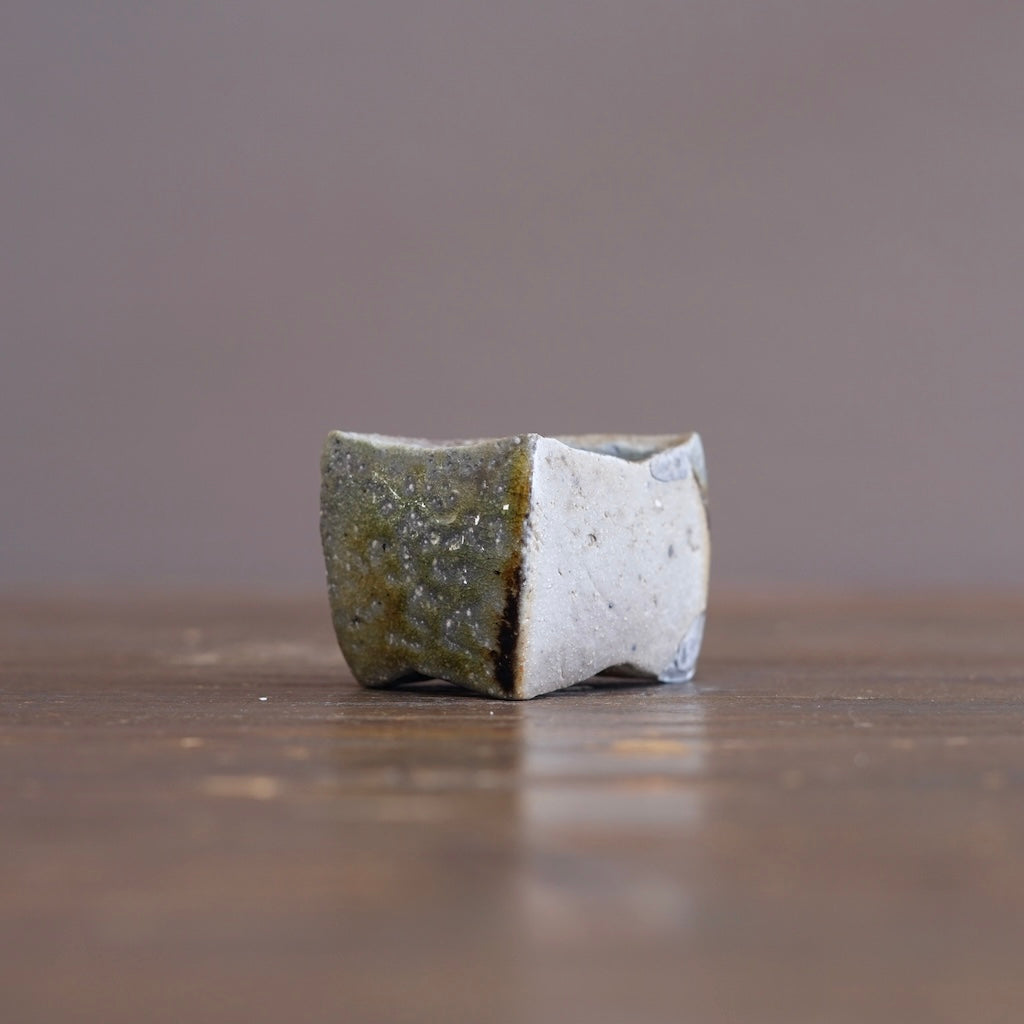 Ceramic Sculpture / GUINOMI Sake Cup #TR300