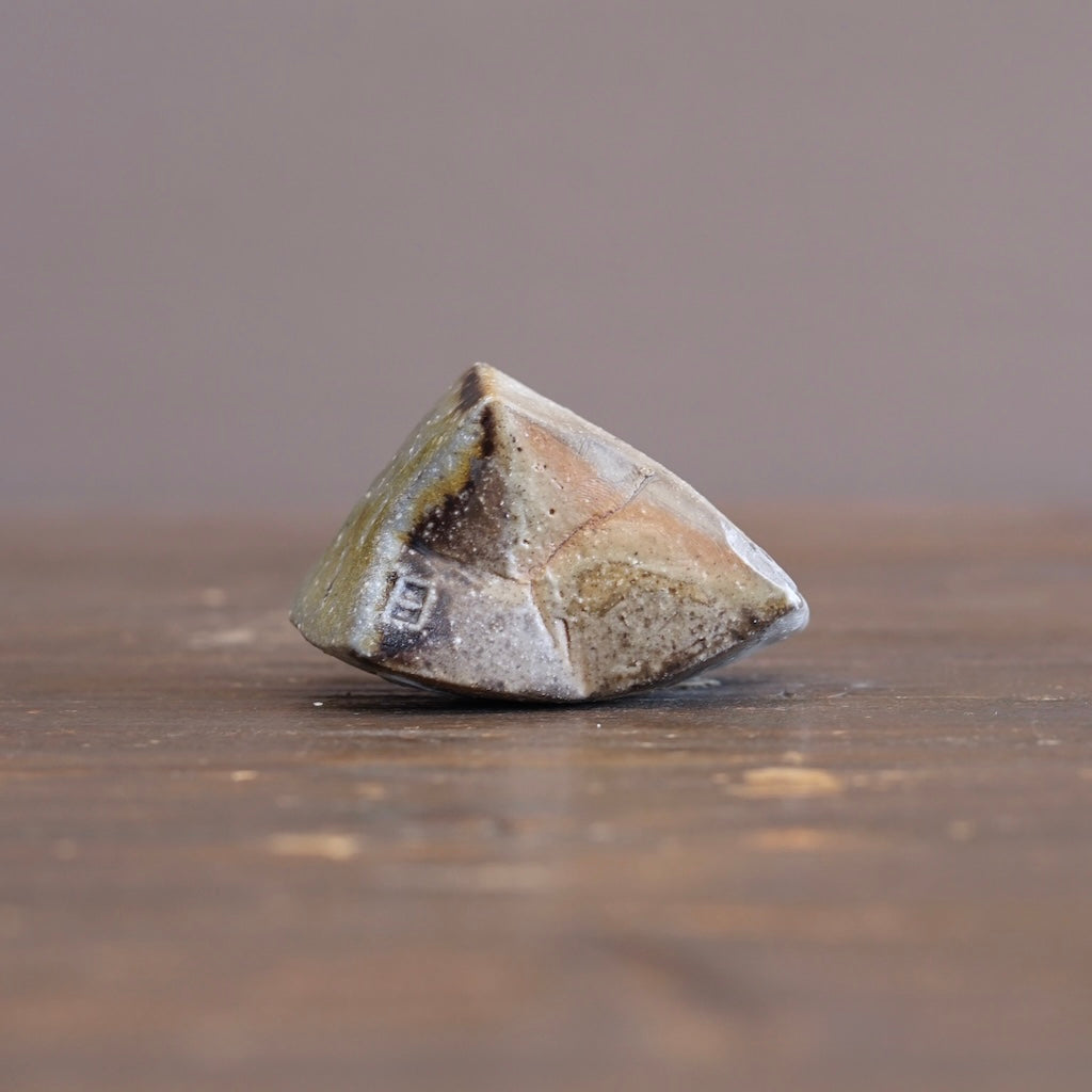Ceramic Sculpture / GUINOMI Sake Cup #TR300