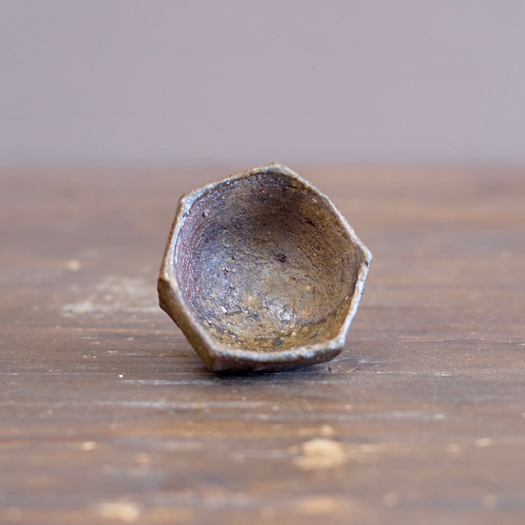 Ceramic Sculpture / GUINOMI Sake Cup #TR301