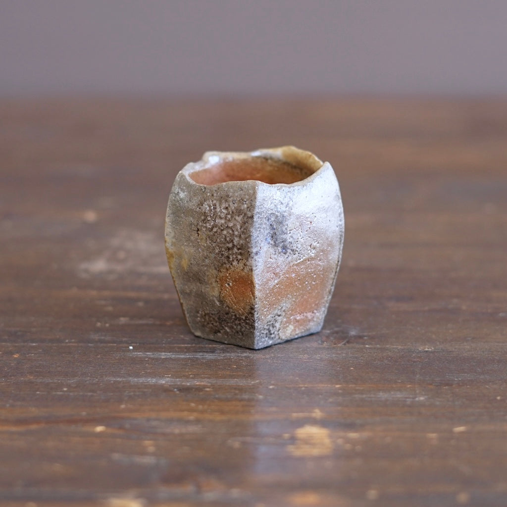 Ceramic Sculpture / GUINOMI Sake Cup #TR302