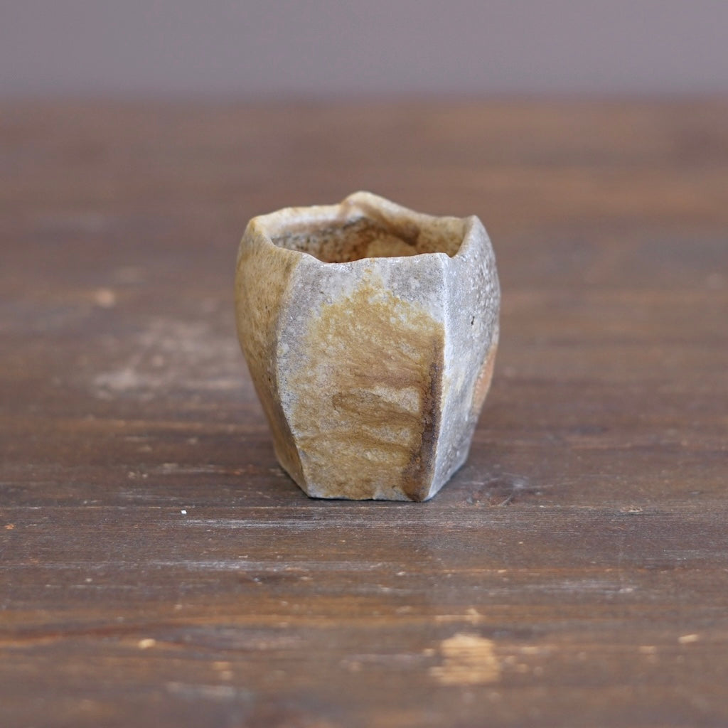 Ceramic Sculpture / GUINOMI Sake Cup #TR302