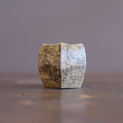 Ceramic Sculpture / GUINOMI Sake Cup #TR303