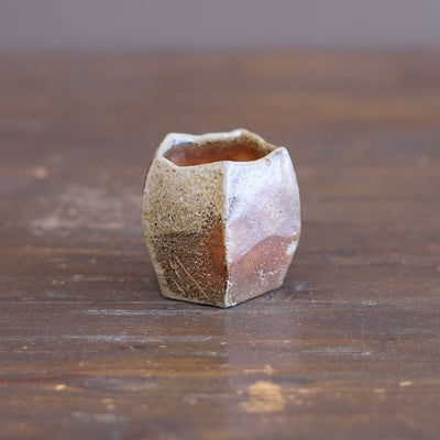 Ceramic Sculpture / GUINOMI Sake Cup #TR303