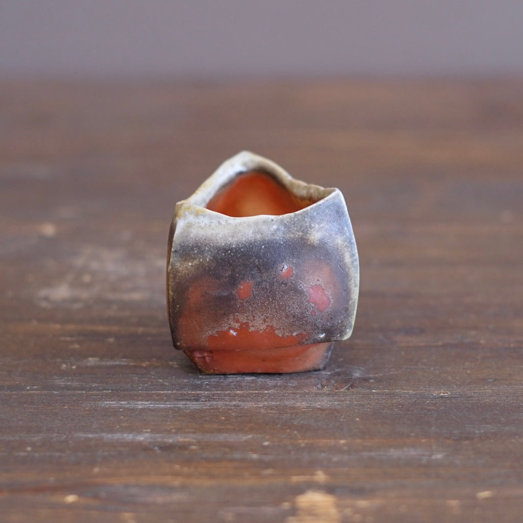 Ceramic Sculpture / GUINOMI Sake Cup #TR304