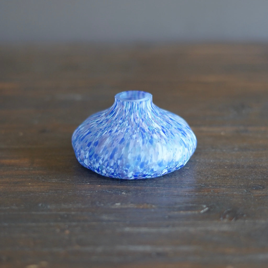 Blue Petal Bed Bud Vase #MZ17