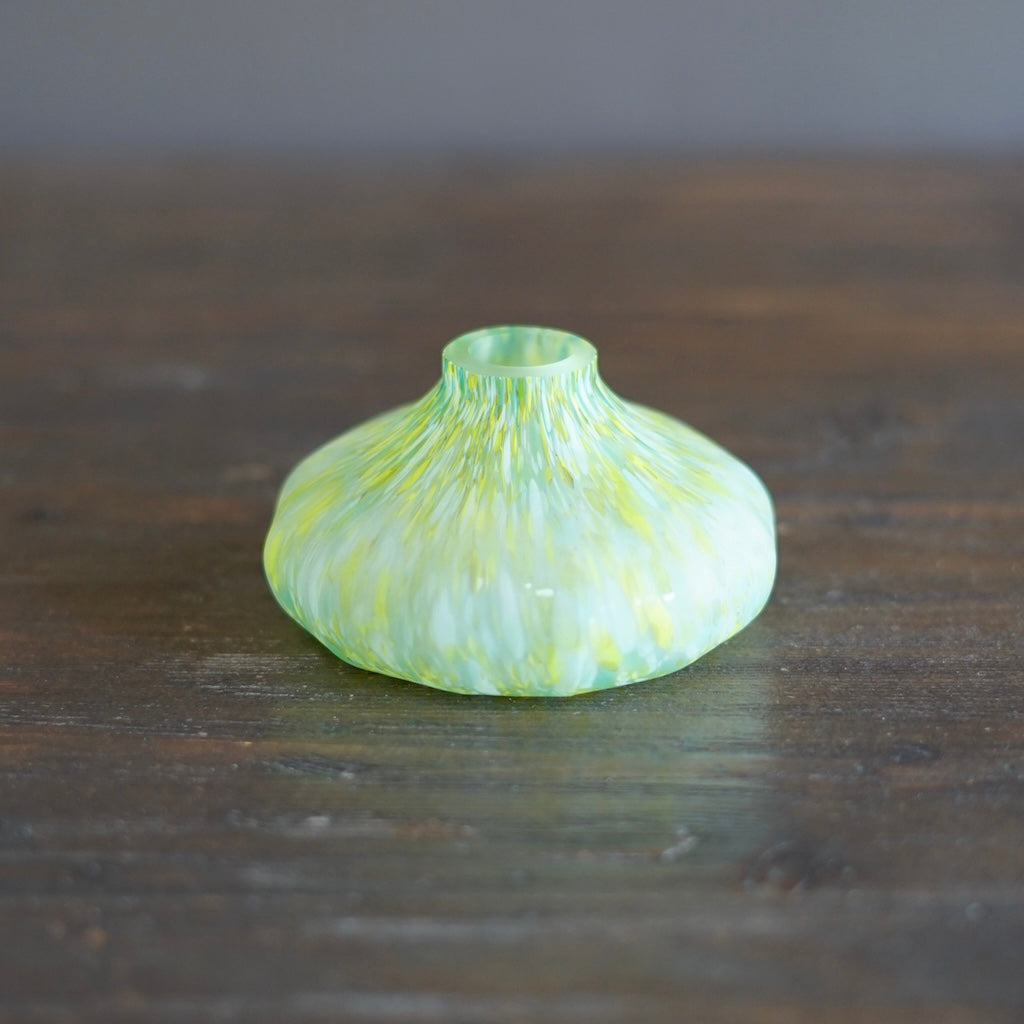 Green Petal Bed Bud Vase #MZ18