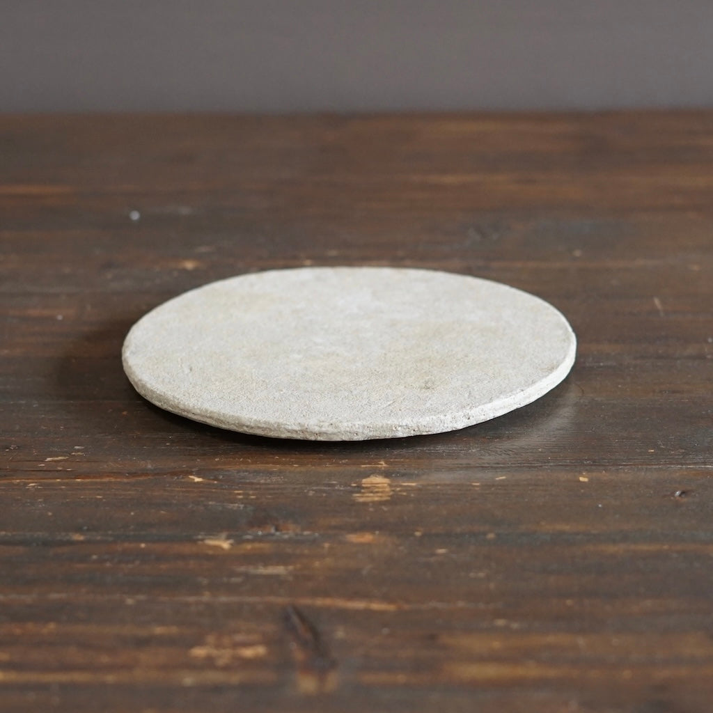 Disc Plate, Kaolinitic Clay Finish #MG2B