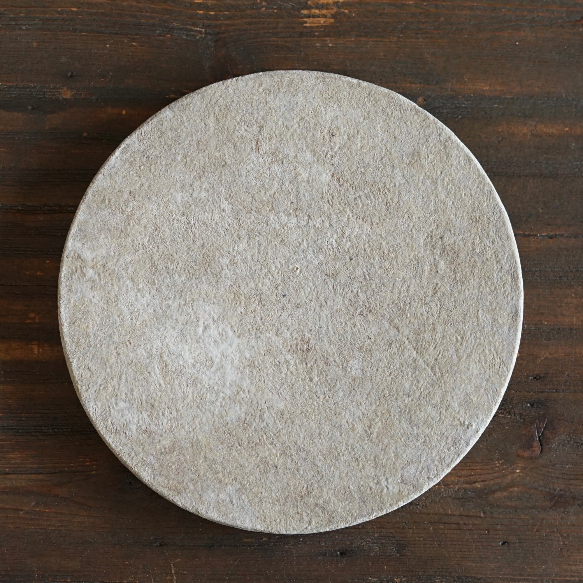 Disc Plate, Kaolinitic Clay Finish #MG2C