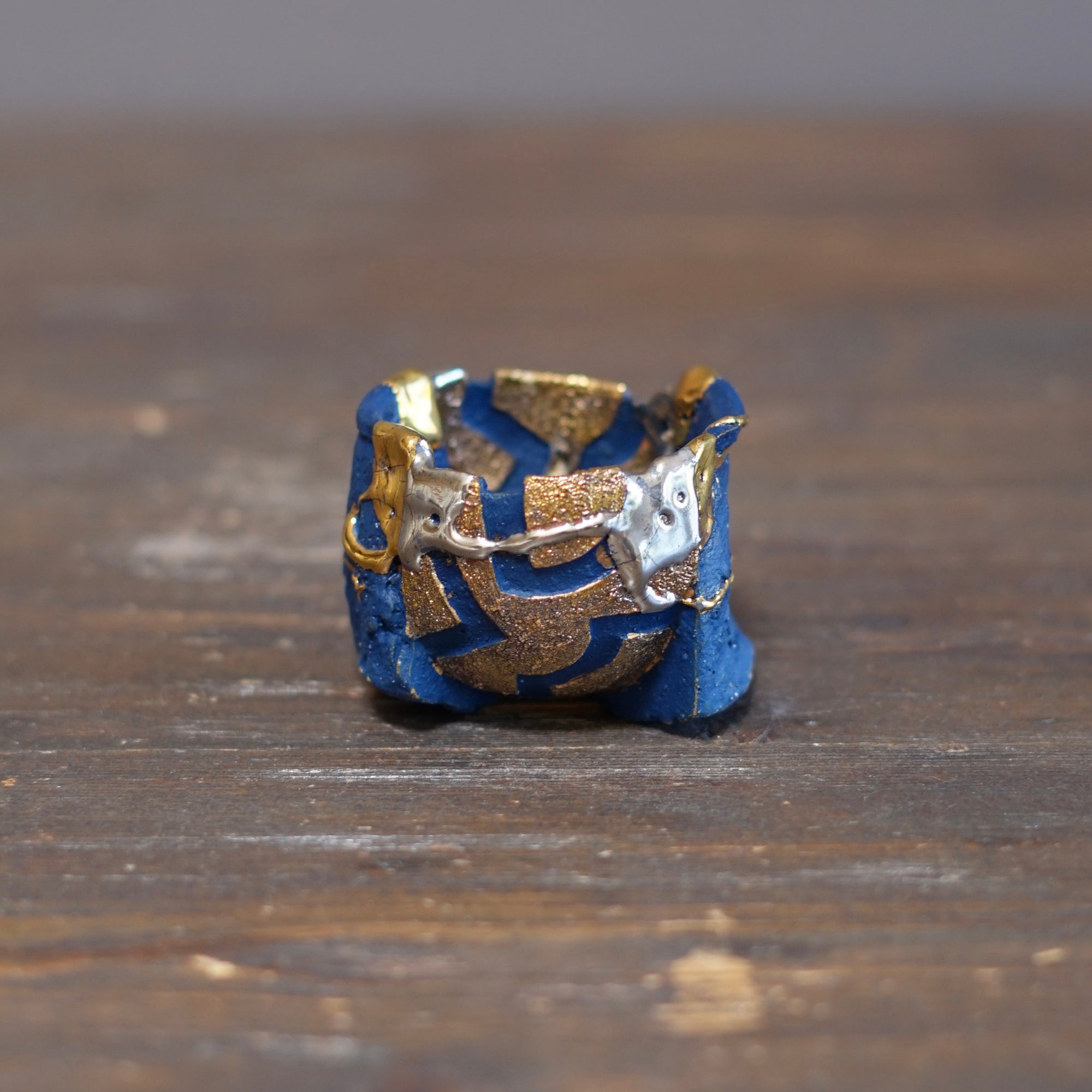 Half and Half Gilded Ocean GUINOMI Sake Cup #HT522
