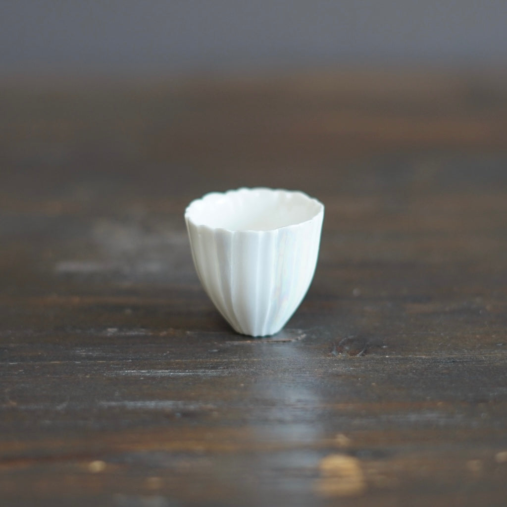 Porcelain GUINOMI Sake Cup #ISH5A