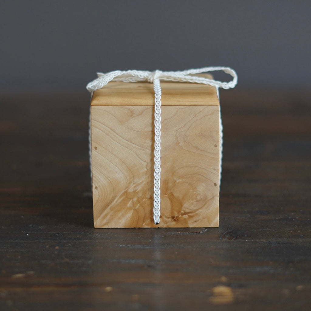 Porcelain GUINOMI Sake Cup #ISH5C