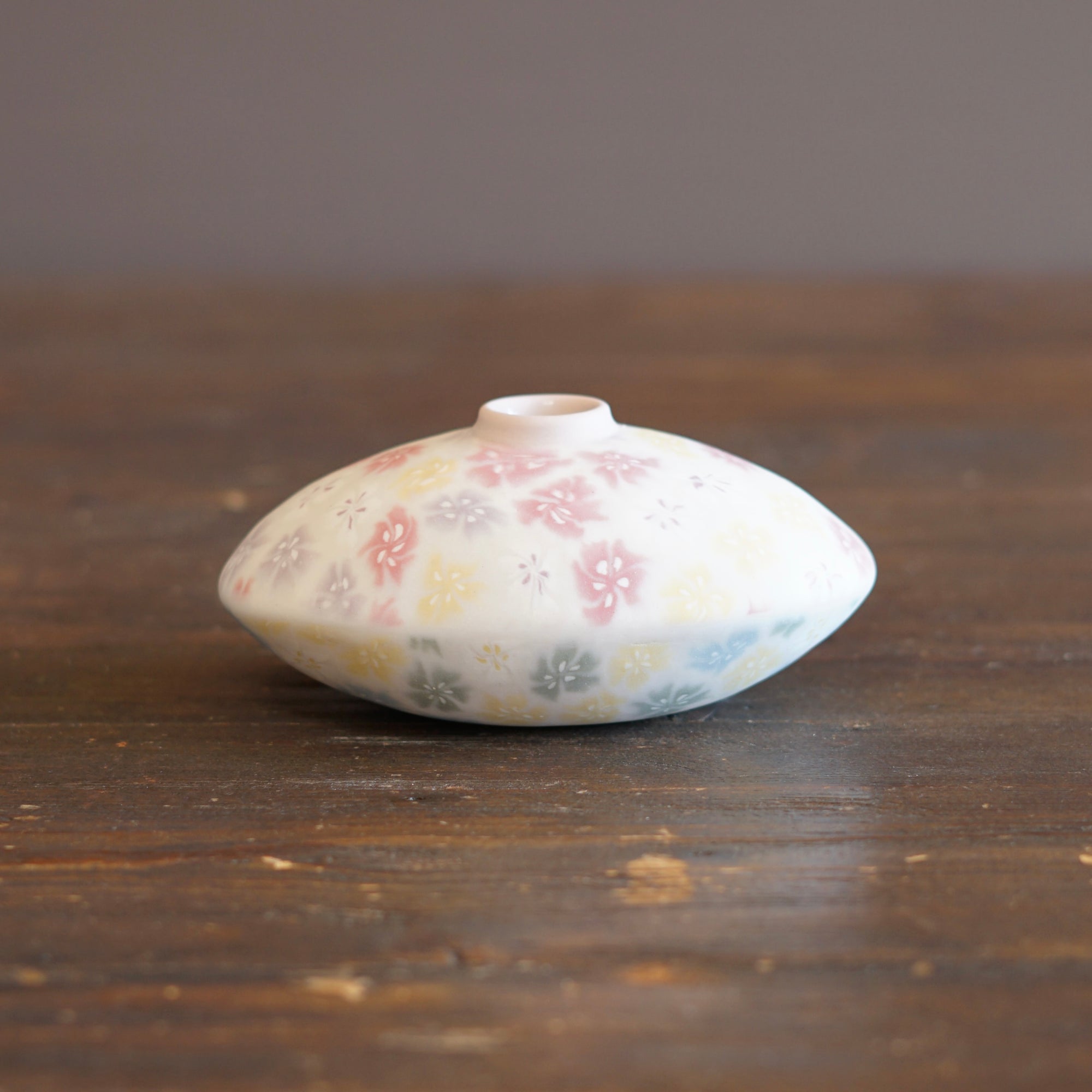 NERIKOMI Bud Vase #EM15B