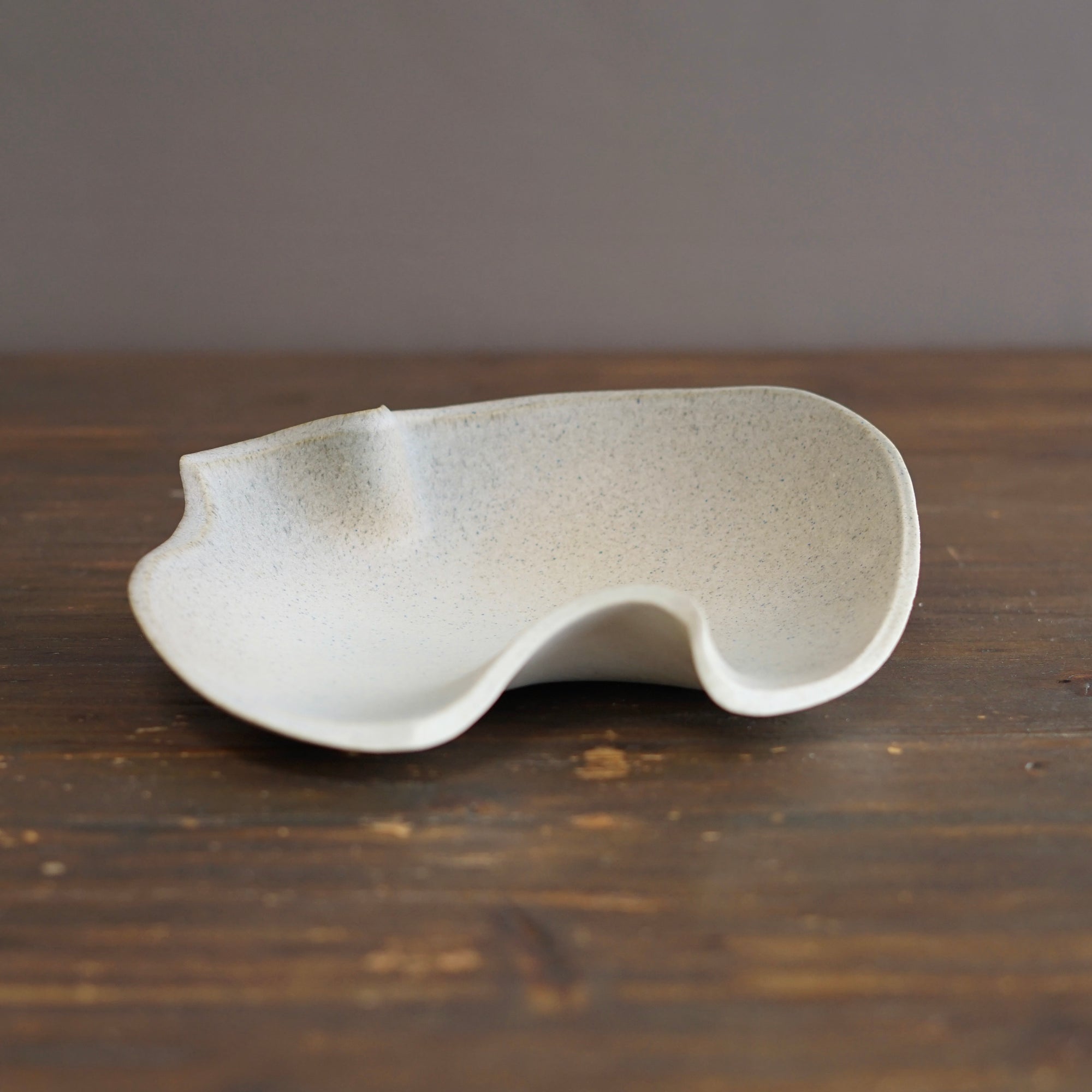 Sea Foam Wave Plate Small #KY121A