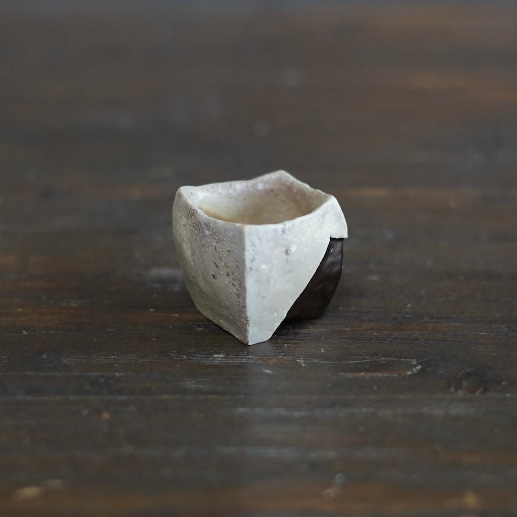 Sculpture GUINOMI Sake Cup #TR291