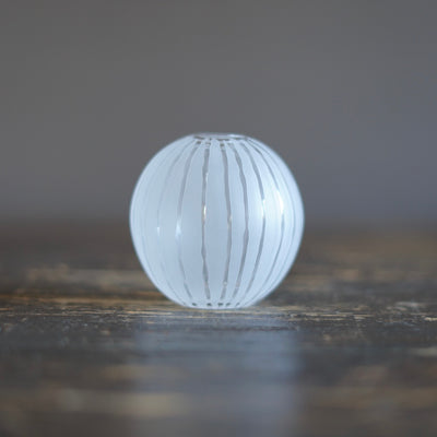 Round Ball Bud Vase Clear Stripes #YY29A
