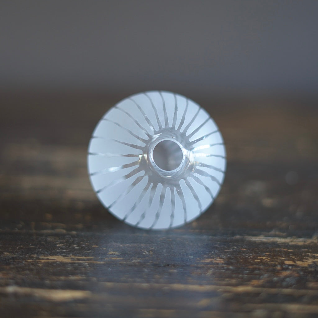 Round Ball Bud Vase Clear Stripes #YY29A