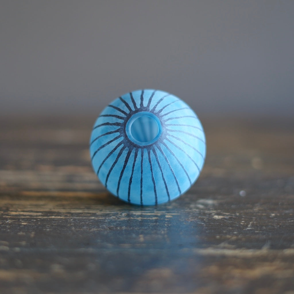 Round Ball Bud Vase Frosted Blue Stripes #YY31A